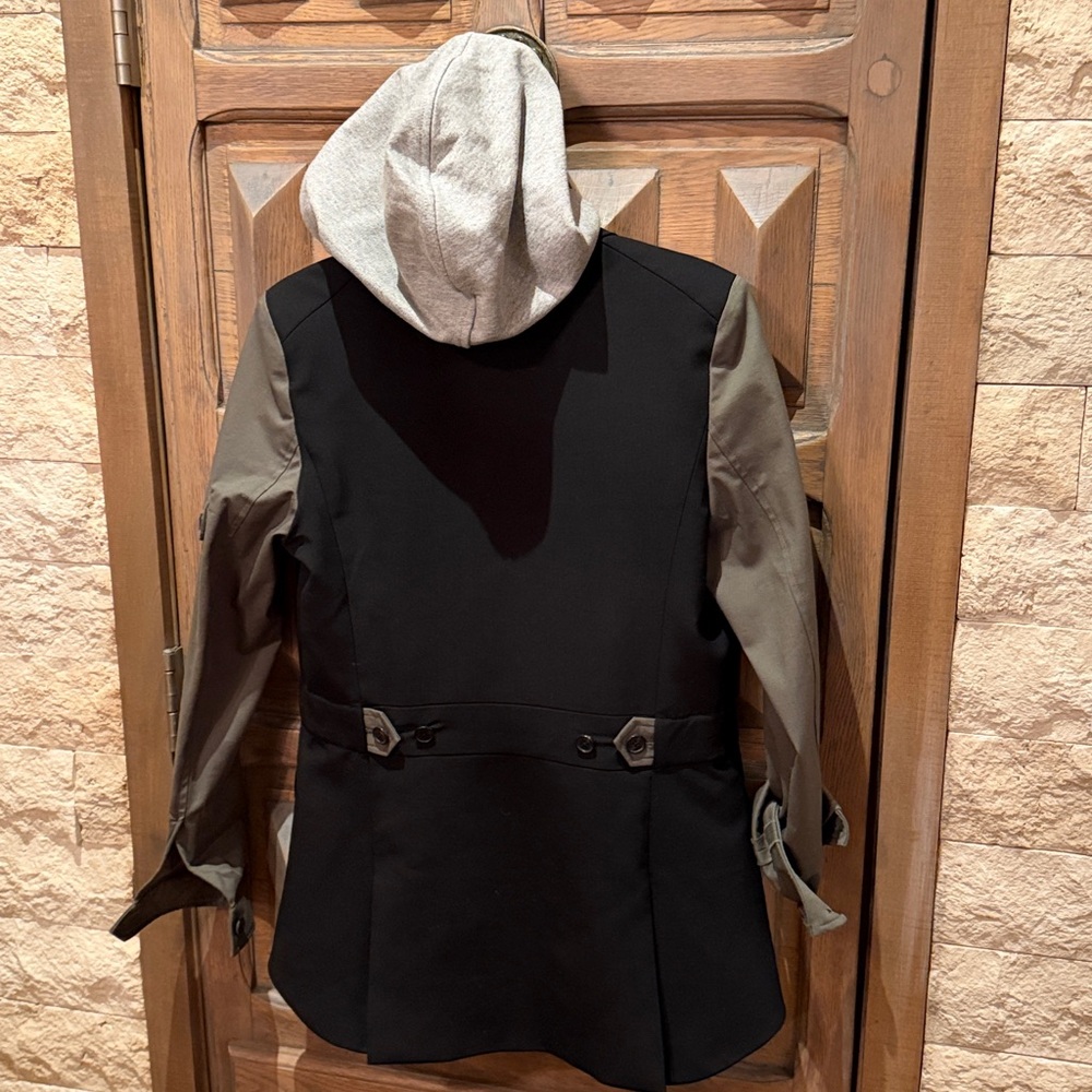 Veronica Beard army blazer with zip-in grey hoodie dickie, size 8 - Picture 7 of 12